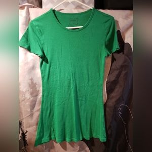 Old navy • plain tshirt • size medium